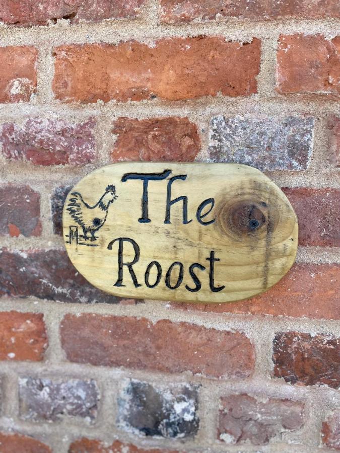 The Roost And The Nook Rural Barn Stays Quadring Exterior photo